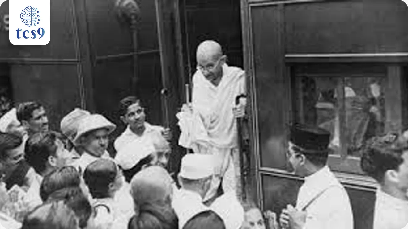 प्रवासी भारतीय दिवस 9 जानेवारीलाच का साजरी करतात ? 
• 9 जानेवारी 1915 रोजी राष्ट्रपिता महात्मा गांधी दक्षिण आफ्रिकेतून भारतात परत आले.
• त्यांच्या आगमनाच्या स्मरणार्थ प्रवासी भारतीय दिवस 9 जानेवारीला साजरी करतात.