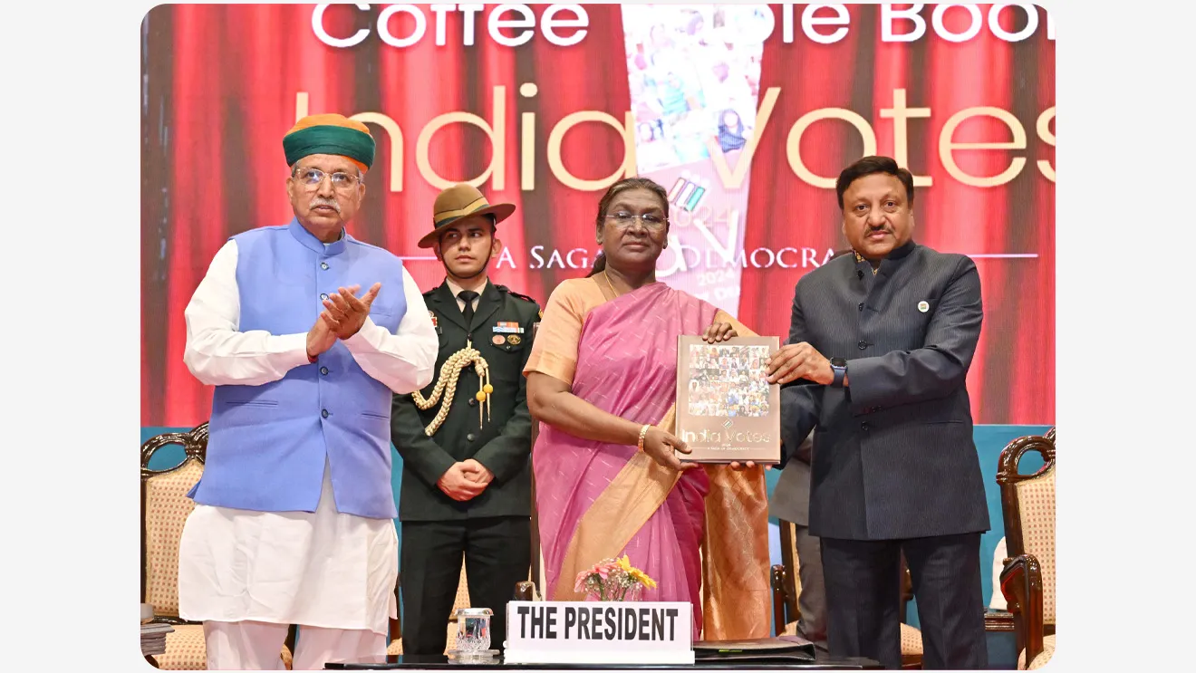 • The 15th National Voters' Day was celebrated in New Delhi today, 25 January 2025, under the chief patronage of President Draupadi Murmu.
• The Election Commission of India is celebrating 75 years of dedicated national service this year.
• The first copy of the Election Commission's coffee table book "India Votes 2024: Saga of Democracy" was presented to the Hon'ble President by the Chief Election Commissioner Shri Rajiv Kumar.