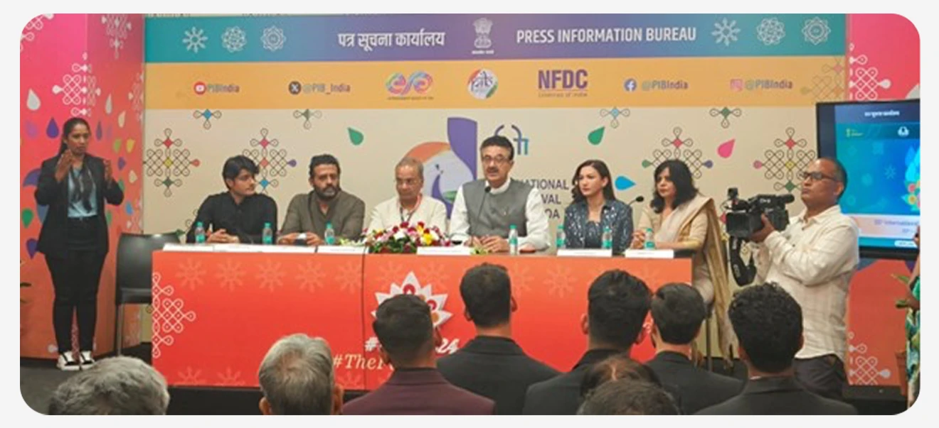 Goa-madhe-goa-mukhyamantri-nea-waves-ott-che-udhgathan-kele-IFFI-chya-mohatsav-madhe